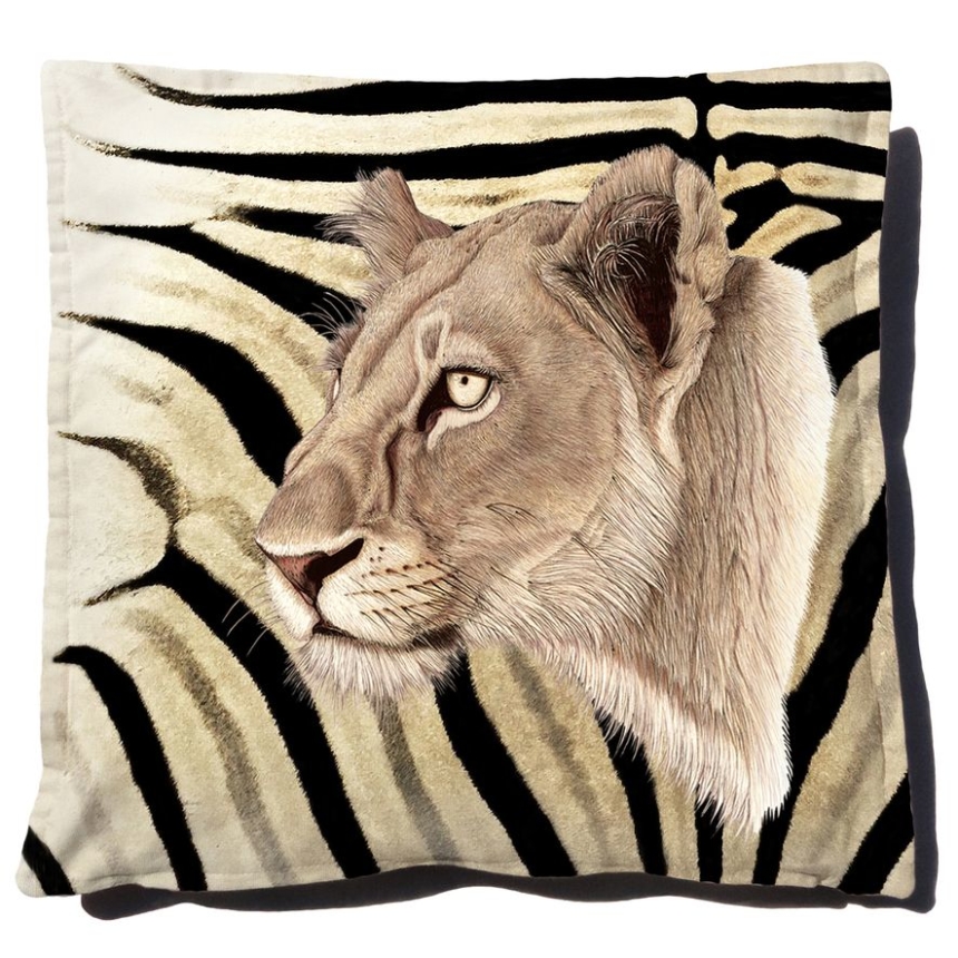 DesignerB070107110 Lioness